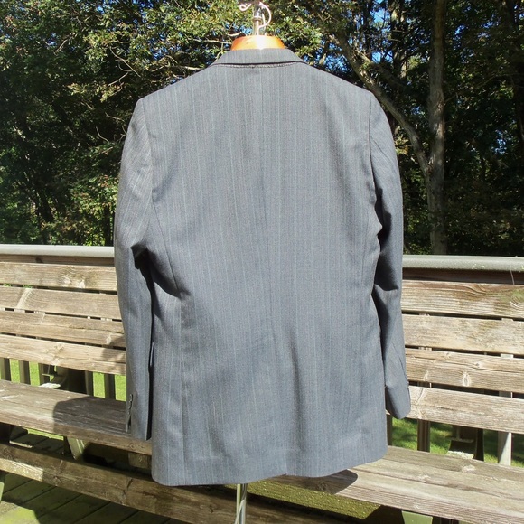 Men's Custom Tailored Three Piece Suit - Picture 2 of 9
